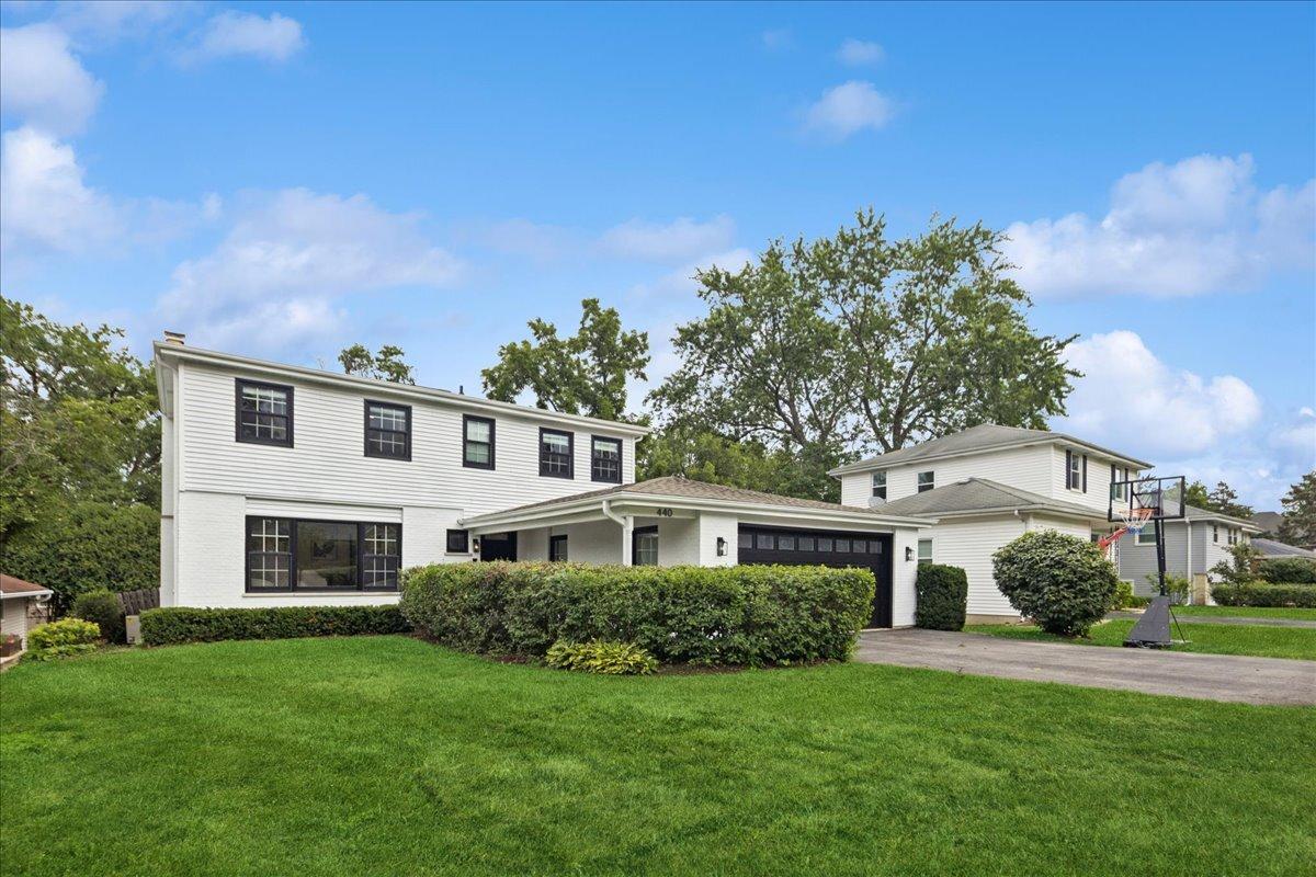 440 Elm St., Glen Ellyn, IL 60137