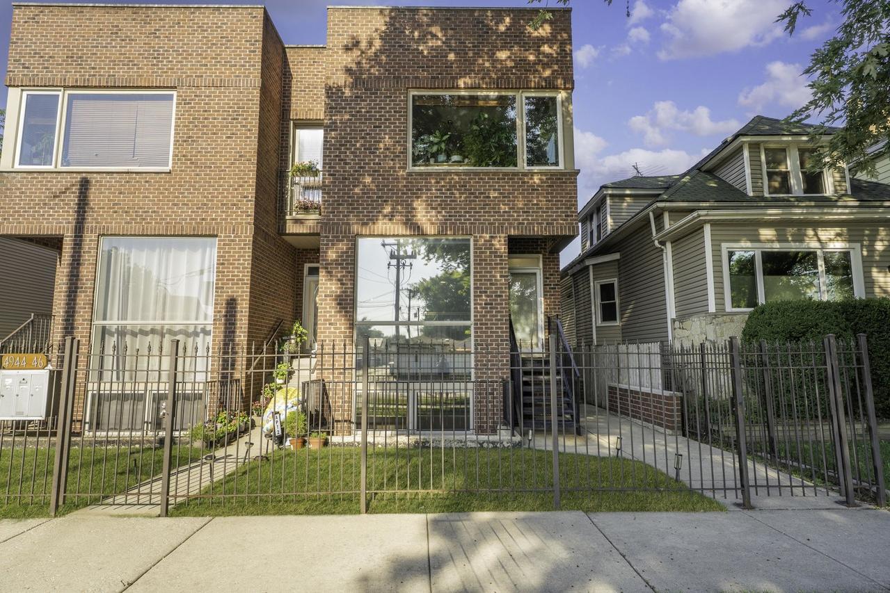 4946 N Lockwood Ave. #1N, Chicago, IL 60630