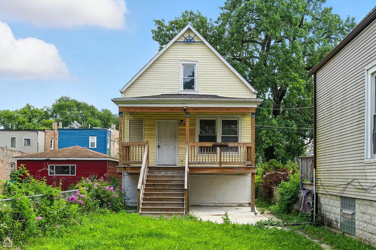 7037 S Justine St., Chicago, IL 60636