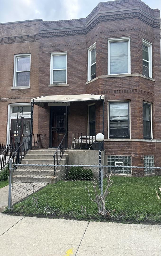 6420 S Evans Ave., Chicago, IL 60637