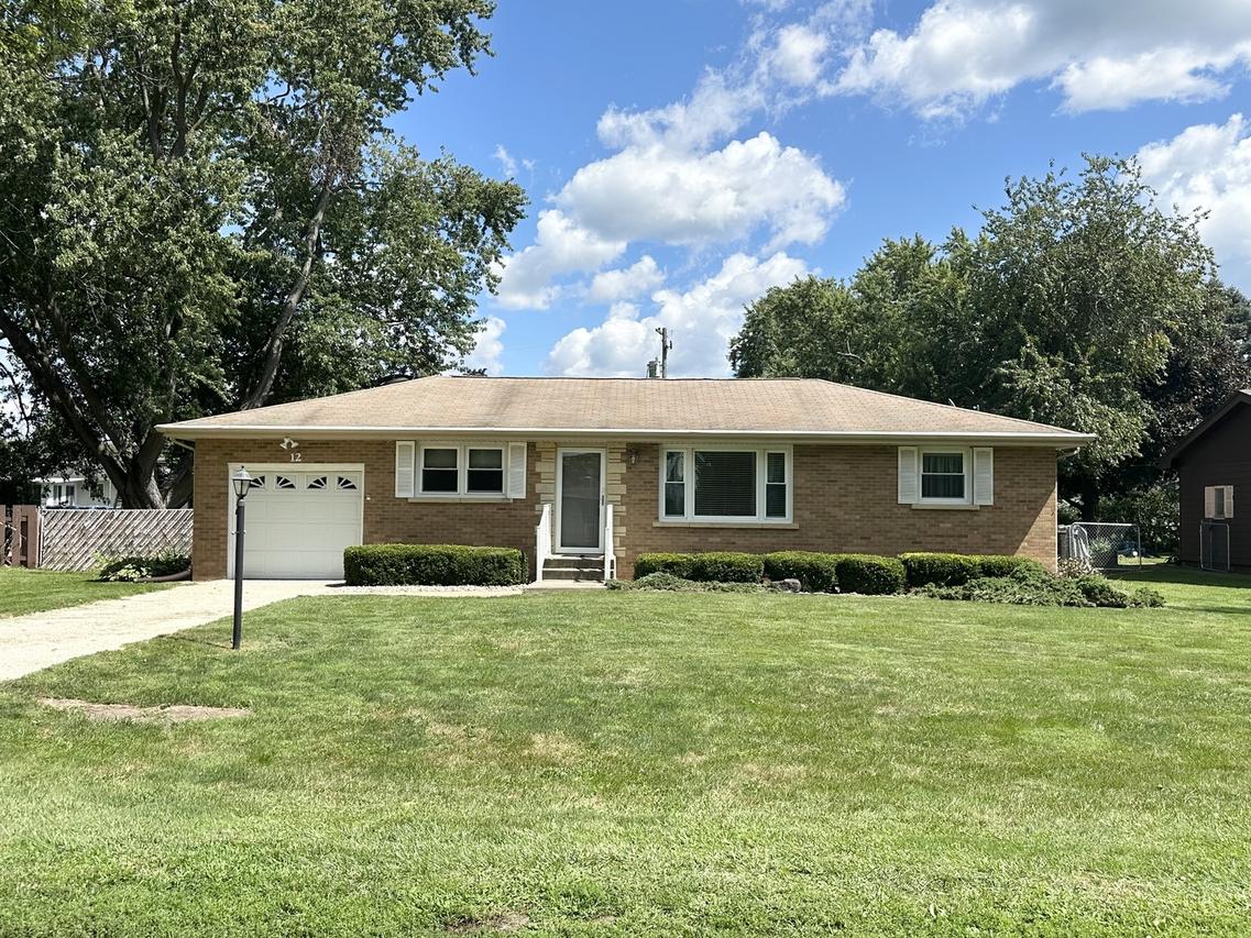 12 Baker St., Kankakee, IL 60901