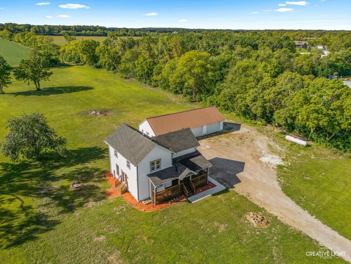 8775 E Pine Bluff Rd., Coal City, IL 60416