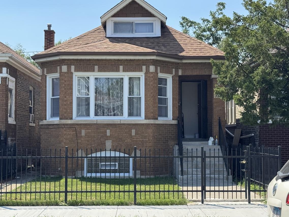 7340 S Claremont Ave., Chicago, IL 60636