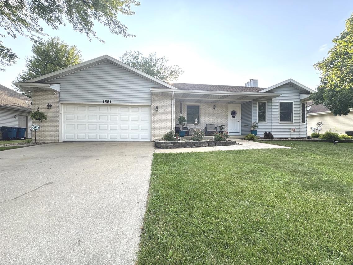 1581 Carver Cir., Bourbonnais, IL 60914