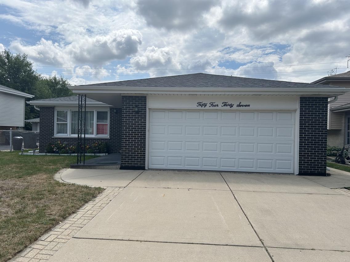 5437 138th Pl., Crestwood, IL 60418