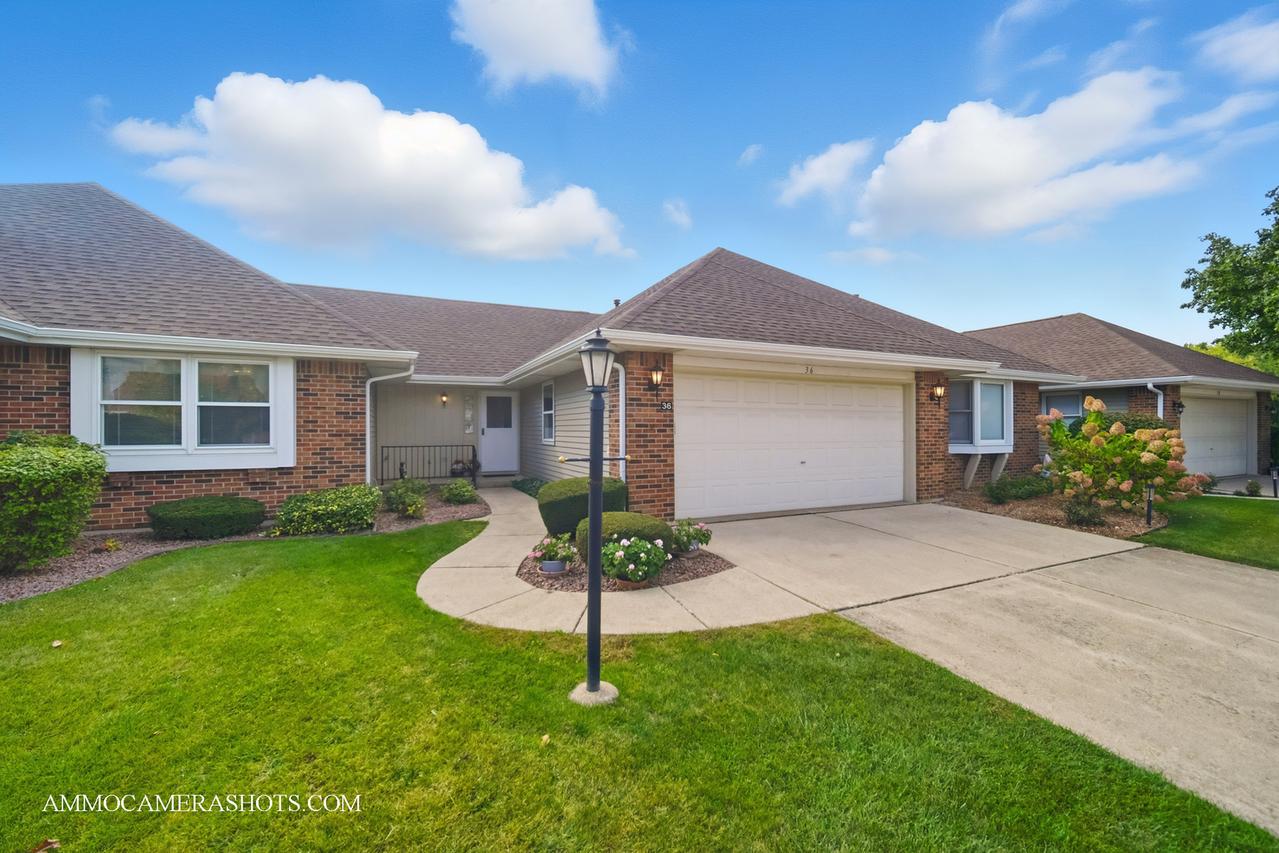 36 Fallcreek Cir., Montgomery, IL 60538