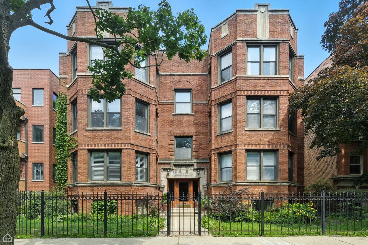 1522 W Jonquil Ter. #3E, Chicago, IL 60626