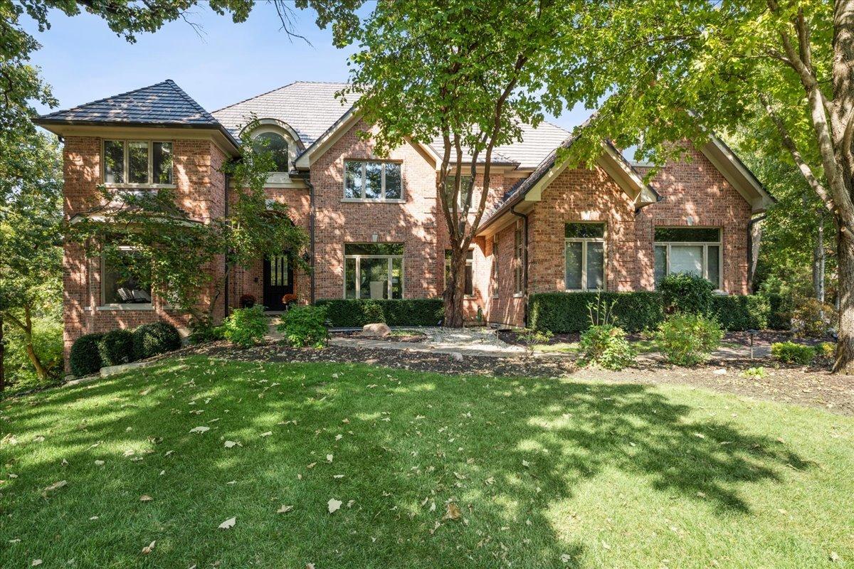 47 S Wynstone Dr., North Barrington, IL 60010