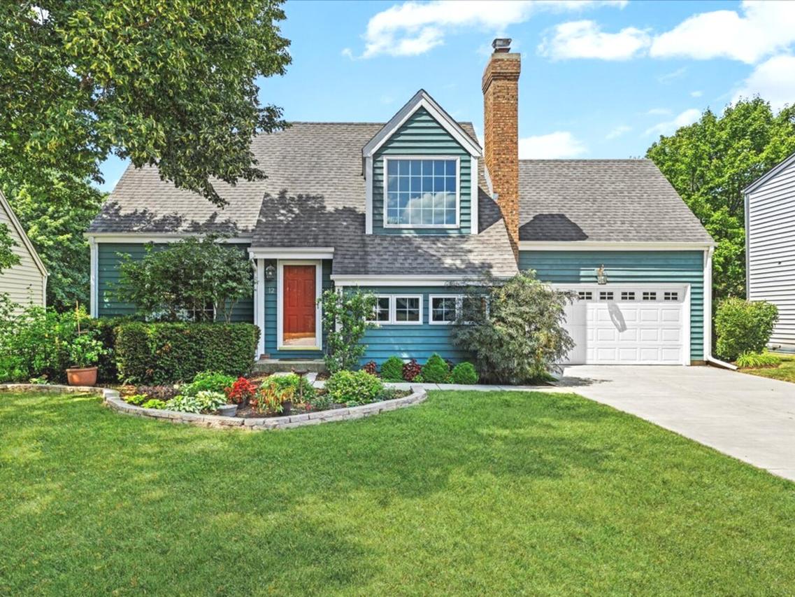 12 Sextant Dr., Third Lake, IL 60030