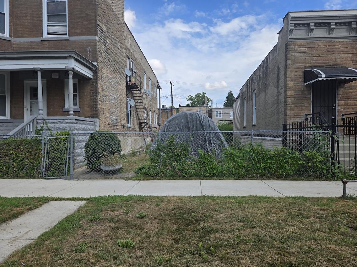 2103 S Trumbull Ave., Chicago, IL 60623