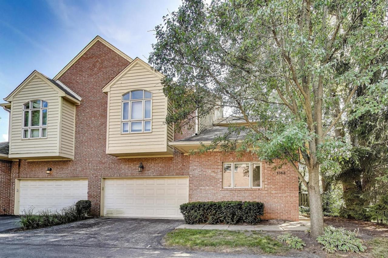 1743 Melise Dr., Glenview, IL 60025