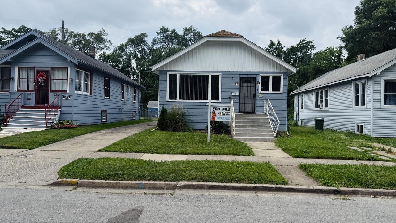13824 Forest Ave., Dolton, IL 60419