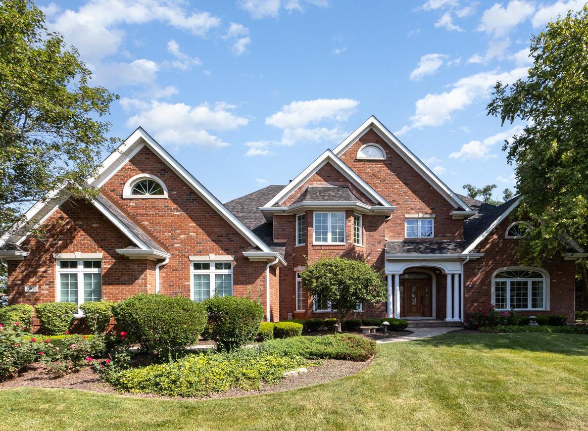 10924 Crystal Springs Ln., Orland Park, IL 60467