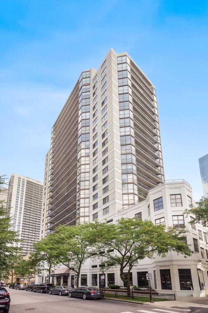 33 W Delaware Pl. #21A, Chicago, IL 60610