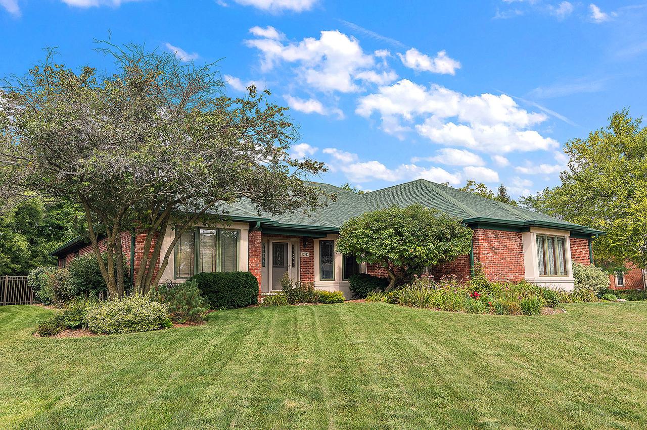 10993 Pioneer Tr., Frankfort, IL 60423