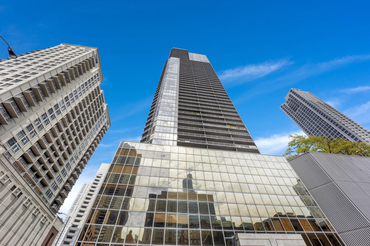 10 E Ontario St. #907, Chicago, IL 60611