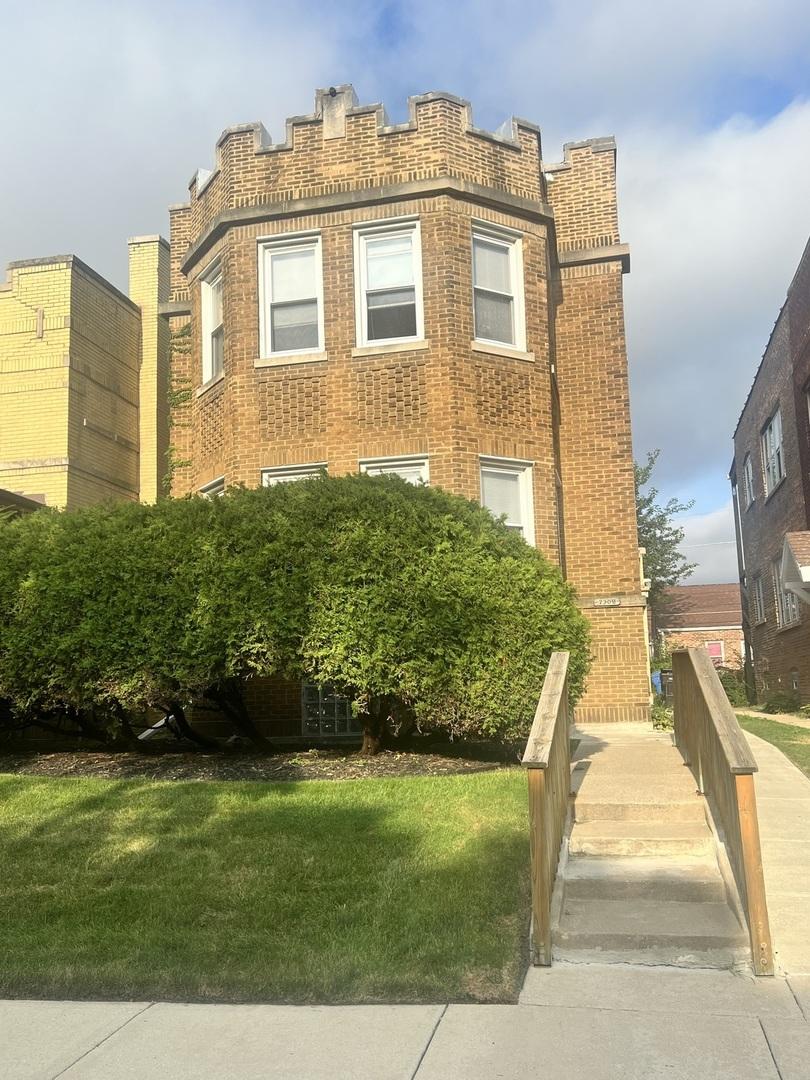 7308 S Constance Ave., Chicago, IL 60649