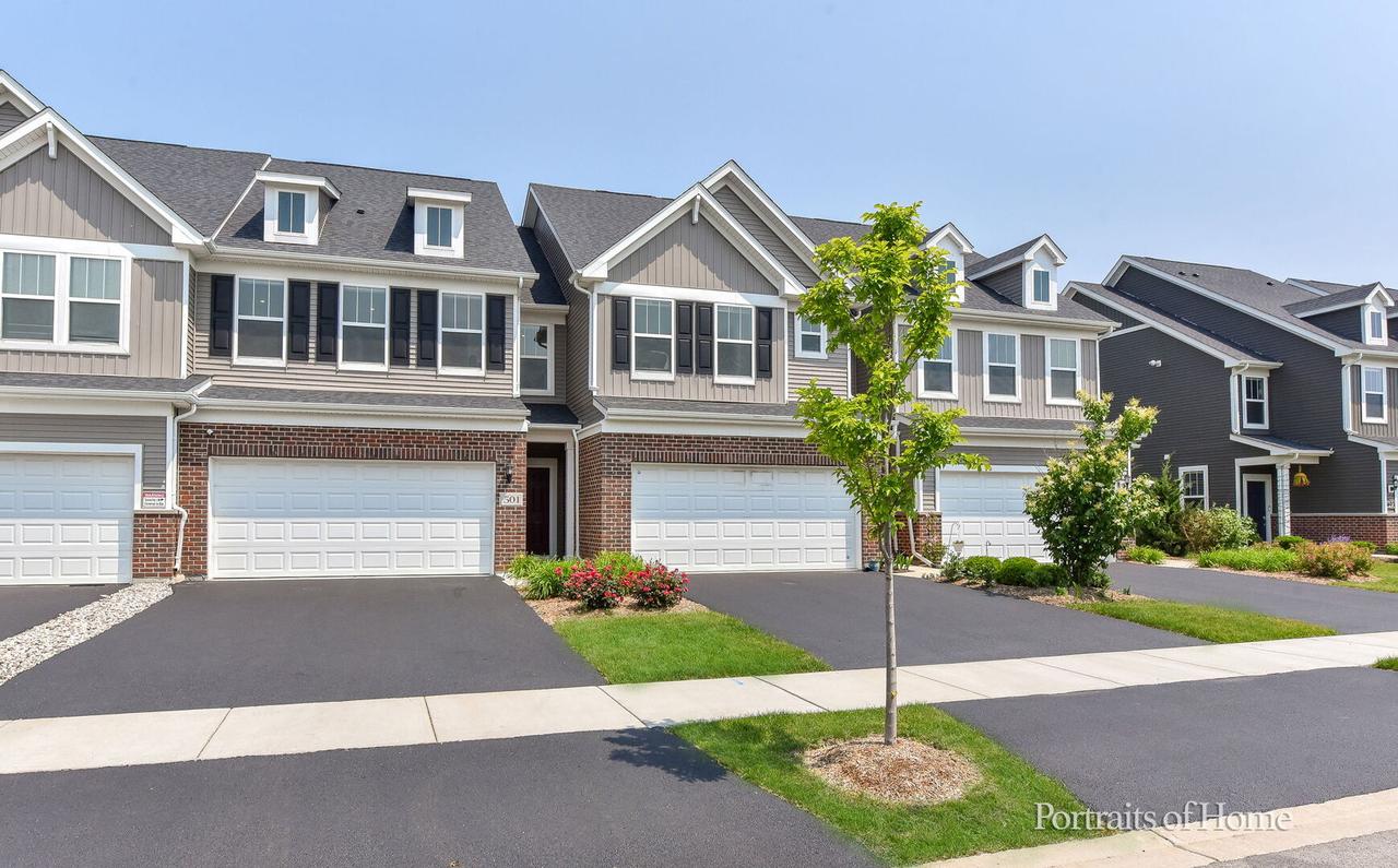 501 Watercress Dr., Aurora, IL 60504