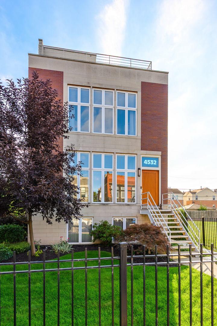 4532 S Oakenwald Ave., Chicago, IL 60653