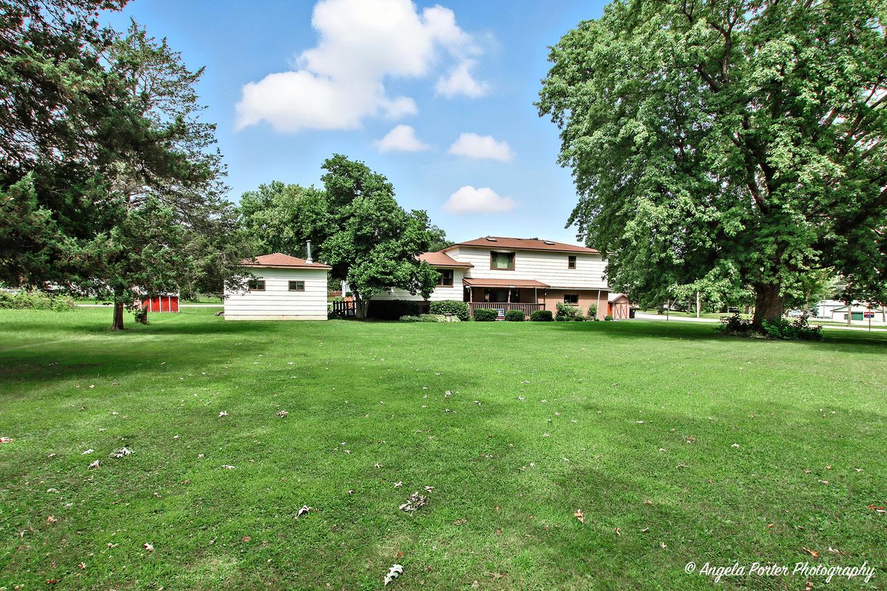 7620 Howe Rd., Wonder Lake, IL 60097