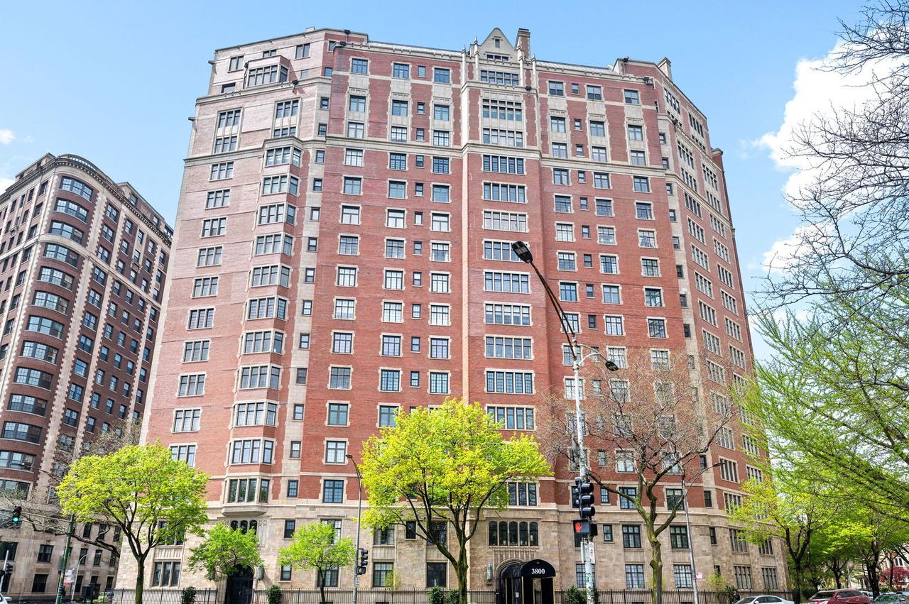 3800 N Lake Shore Dr. #5E, Chicago, IL 60613