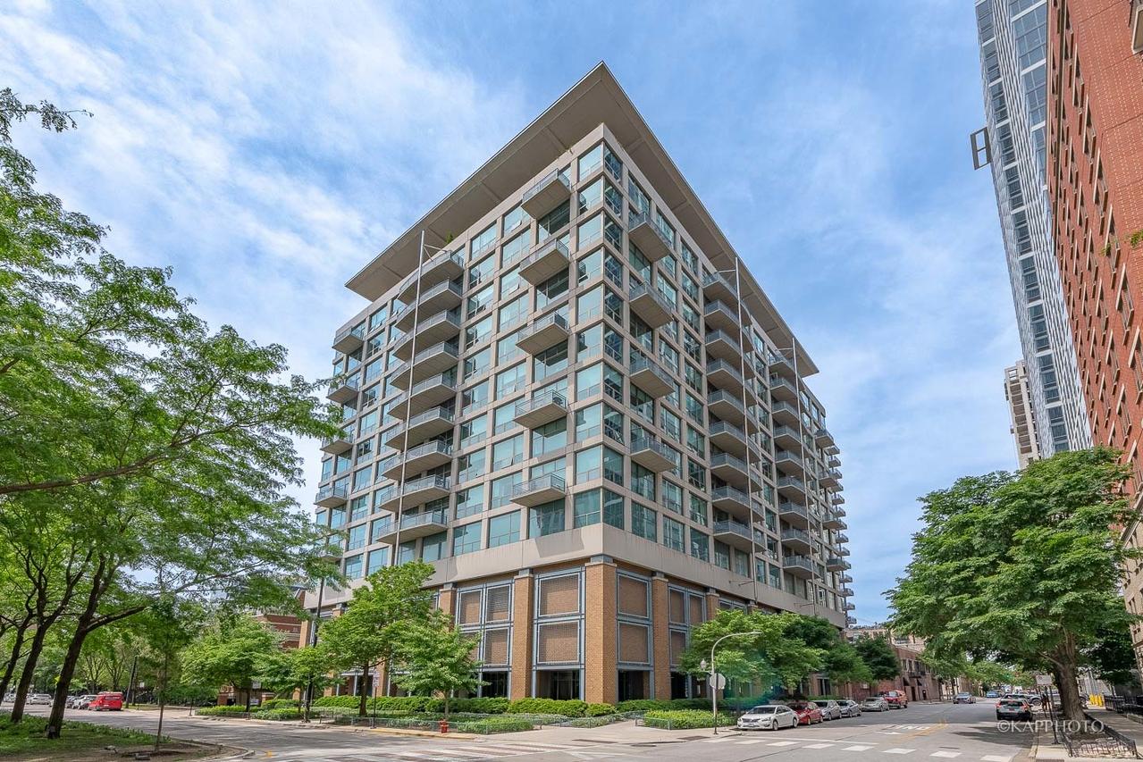 125 E 13th St. #1113, Chicago, IL 60605