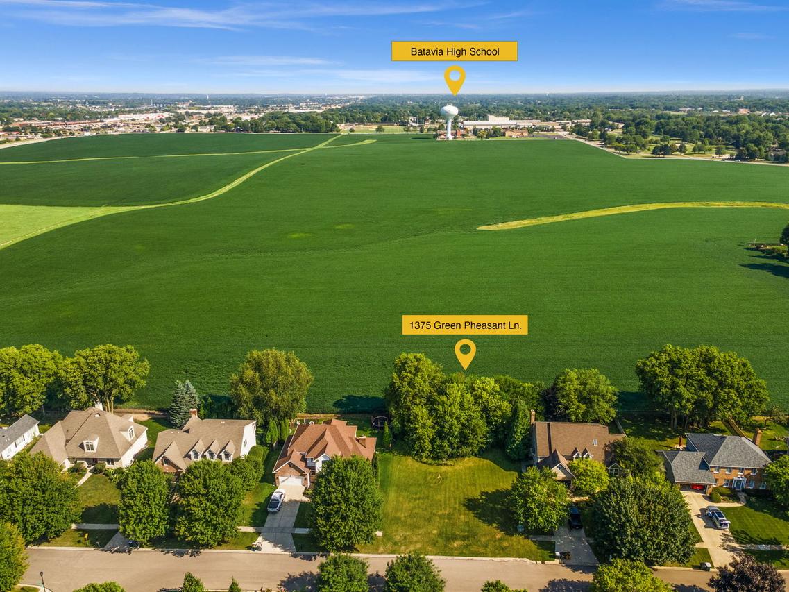 1375 Green Pheasant Ln., Batavia, IL 60510
