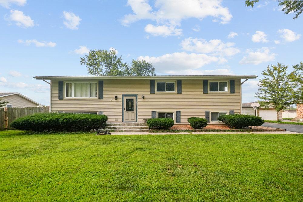 1915 E Clark St., Diamond, IL 60416