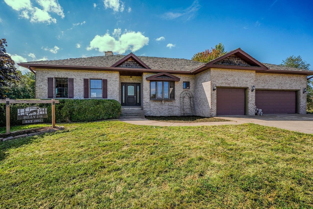 2473 County Rd 1625 East St., Bradford, IL 61421