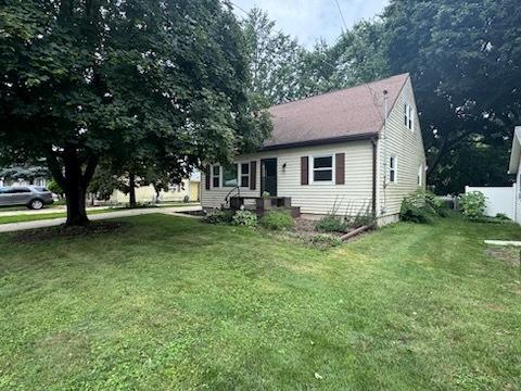 1827 2nd Ave., Sterling, IL 61081
