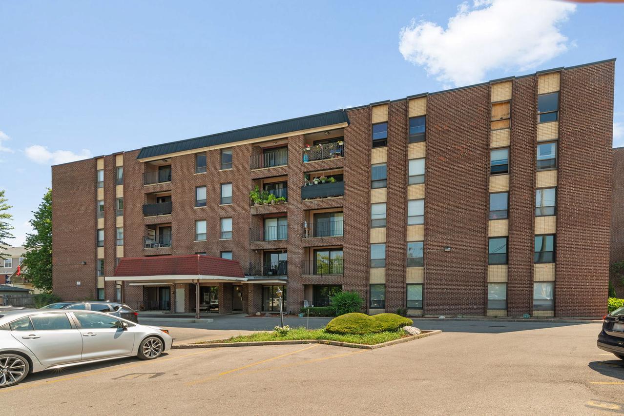 6330 Lincoln Ave. #2E, Morton Grove, IL 60053