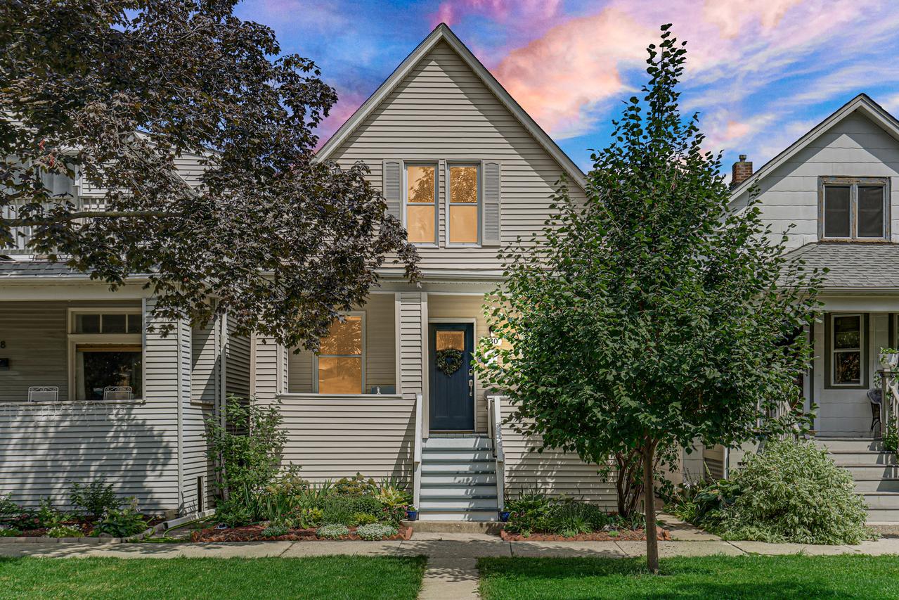 830 Elgin Ave., Forest Park, IL 60130