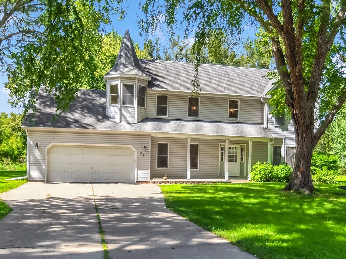 37 N West Dr., Oswego, IL 60543