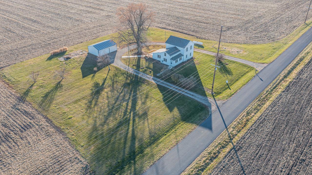 17394 1600 North Ave., Princeton, IL 61356