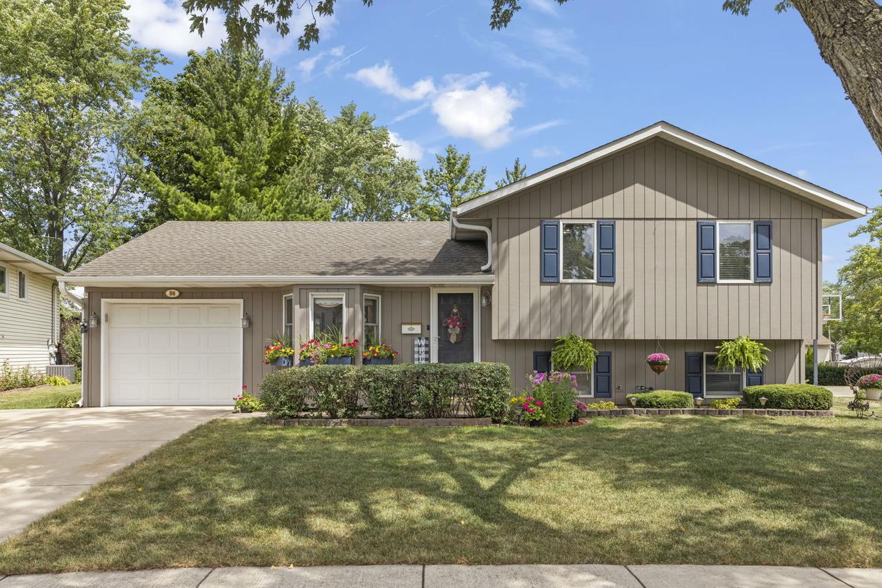 86 Joseph Ln., Glendale Heights, IL 60139