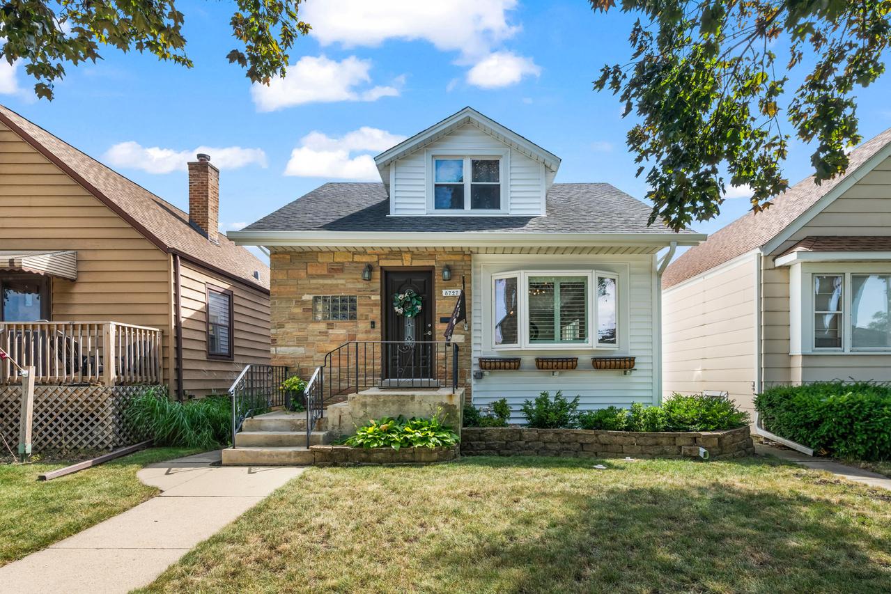 8727 W Belden Ave., River Grove, IL 60171