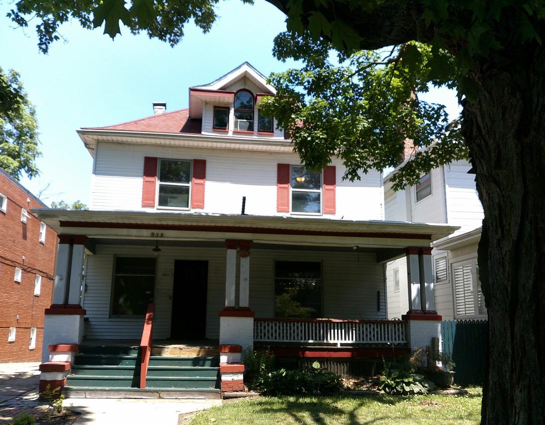 958 W William St., Decatur, IL 62522