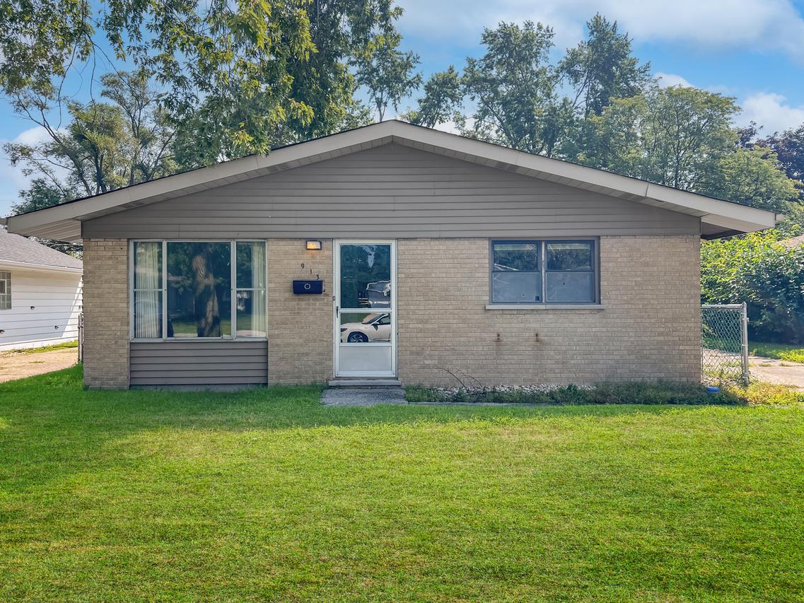 913 Sunnyside Ave., Thornton, IL 60476