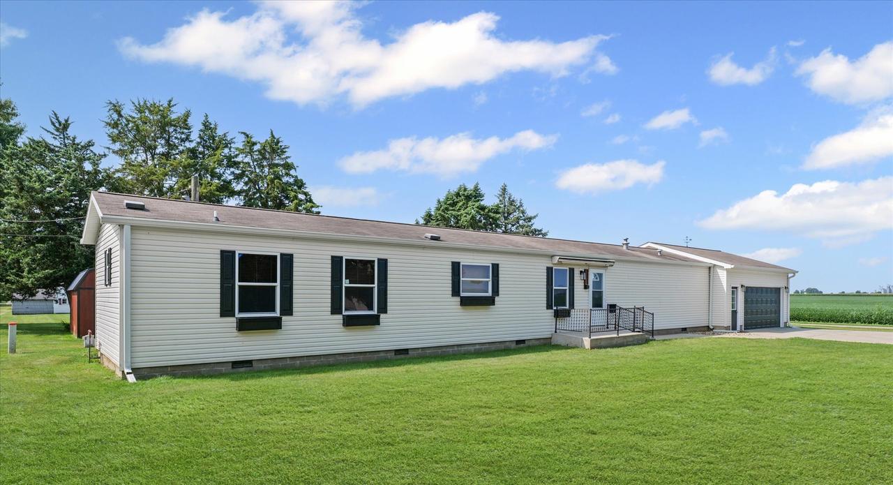 407 W Donald St., Fithian, IL 61844