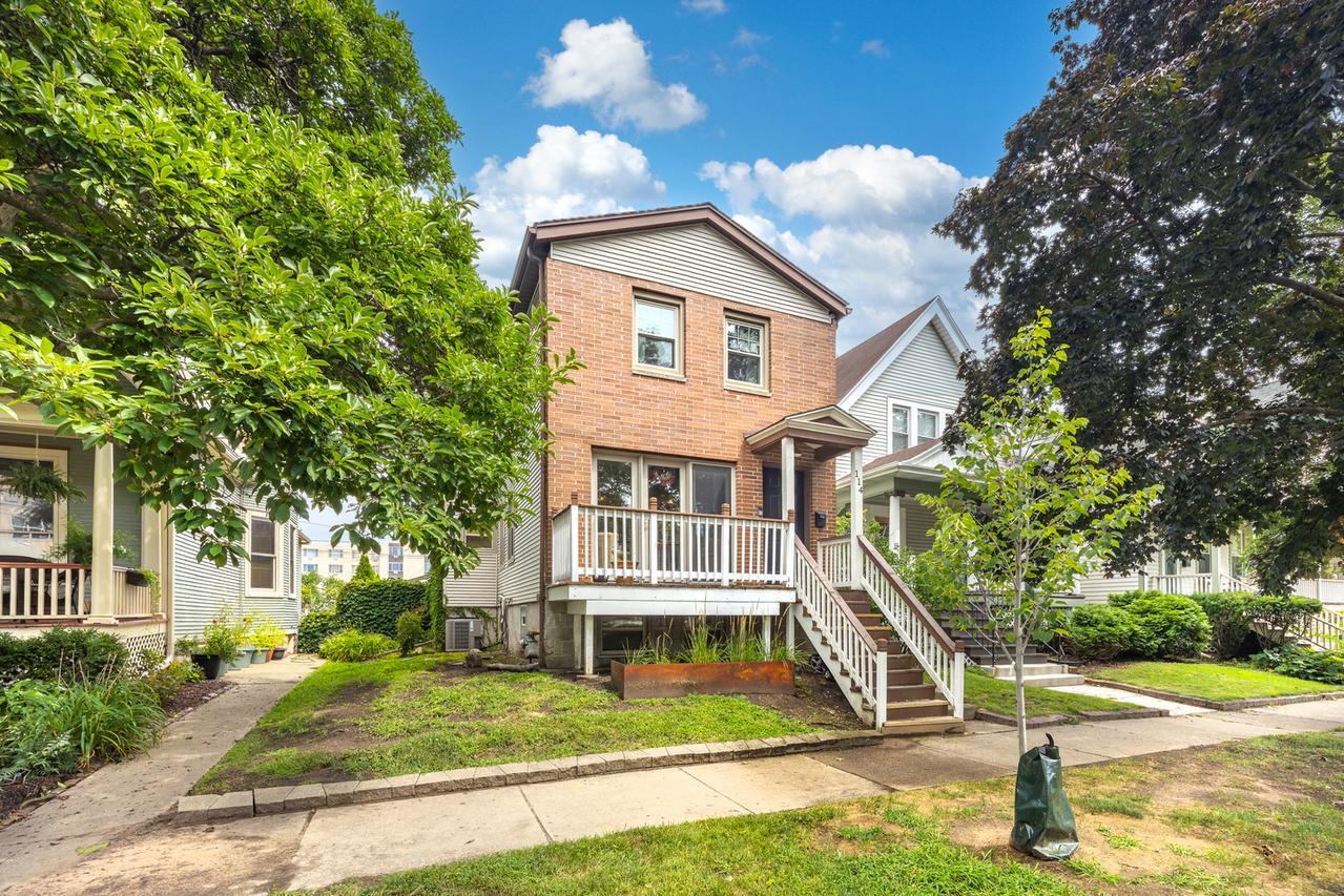 114 Elgin Ave., Forest Park, IL 60130