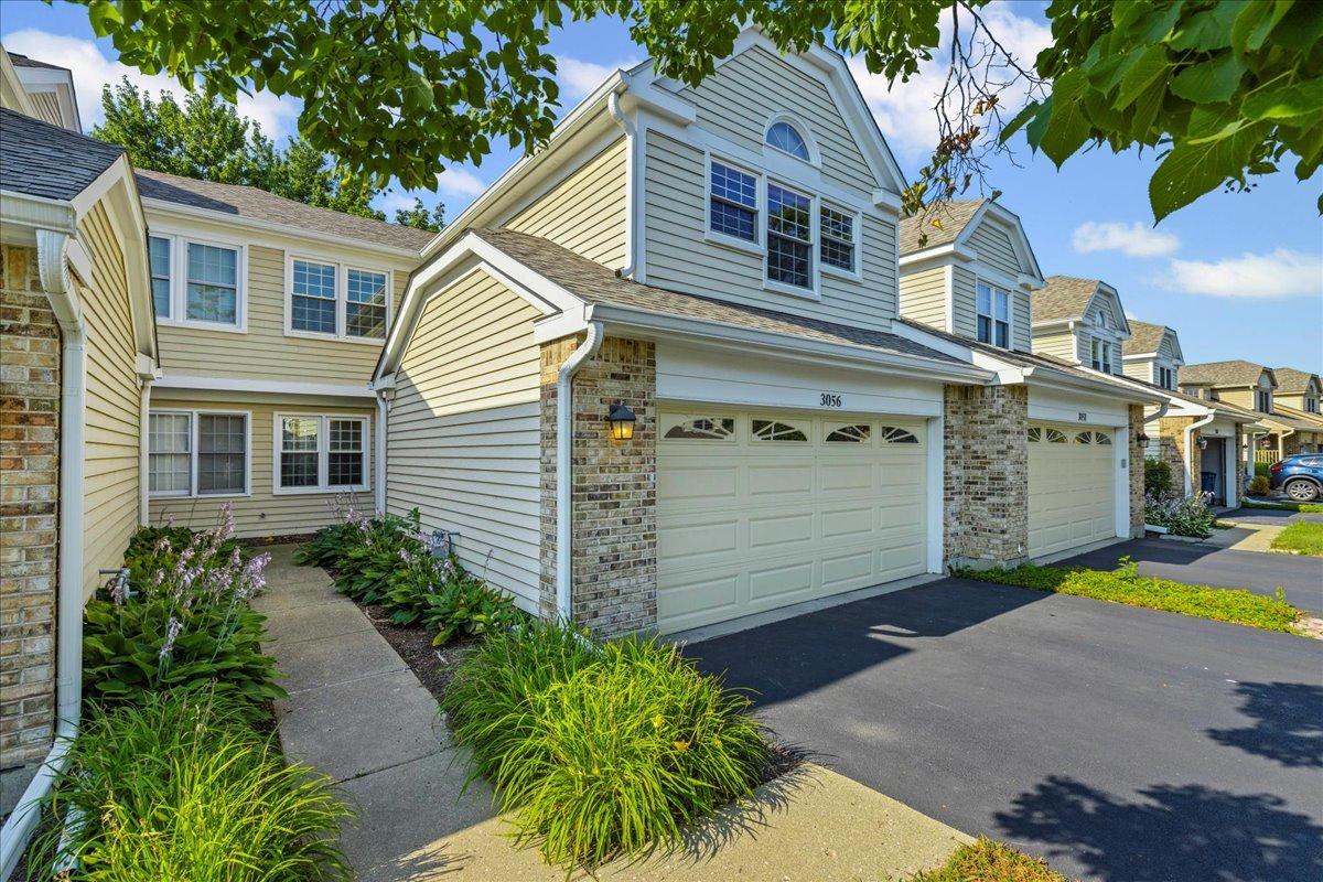 3056 N Daniels Ct., Arlington Heights, IL 60004