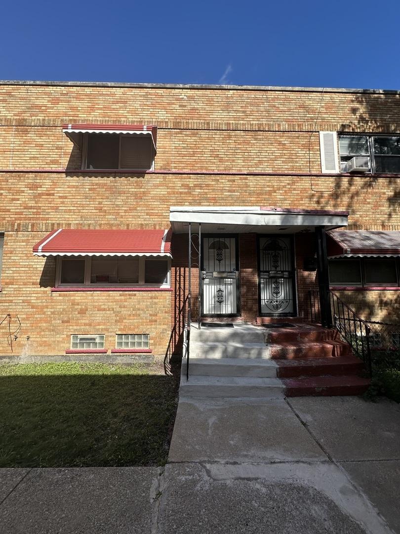5042 W Jackson Blvd., Chicago, IL 60644