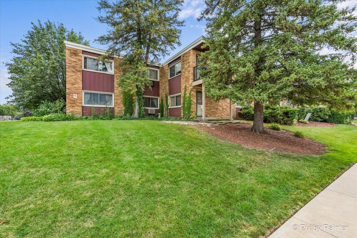1313 S Rebecca Rd. #101, Lombard, IL 60148