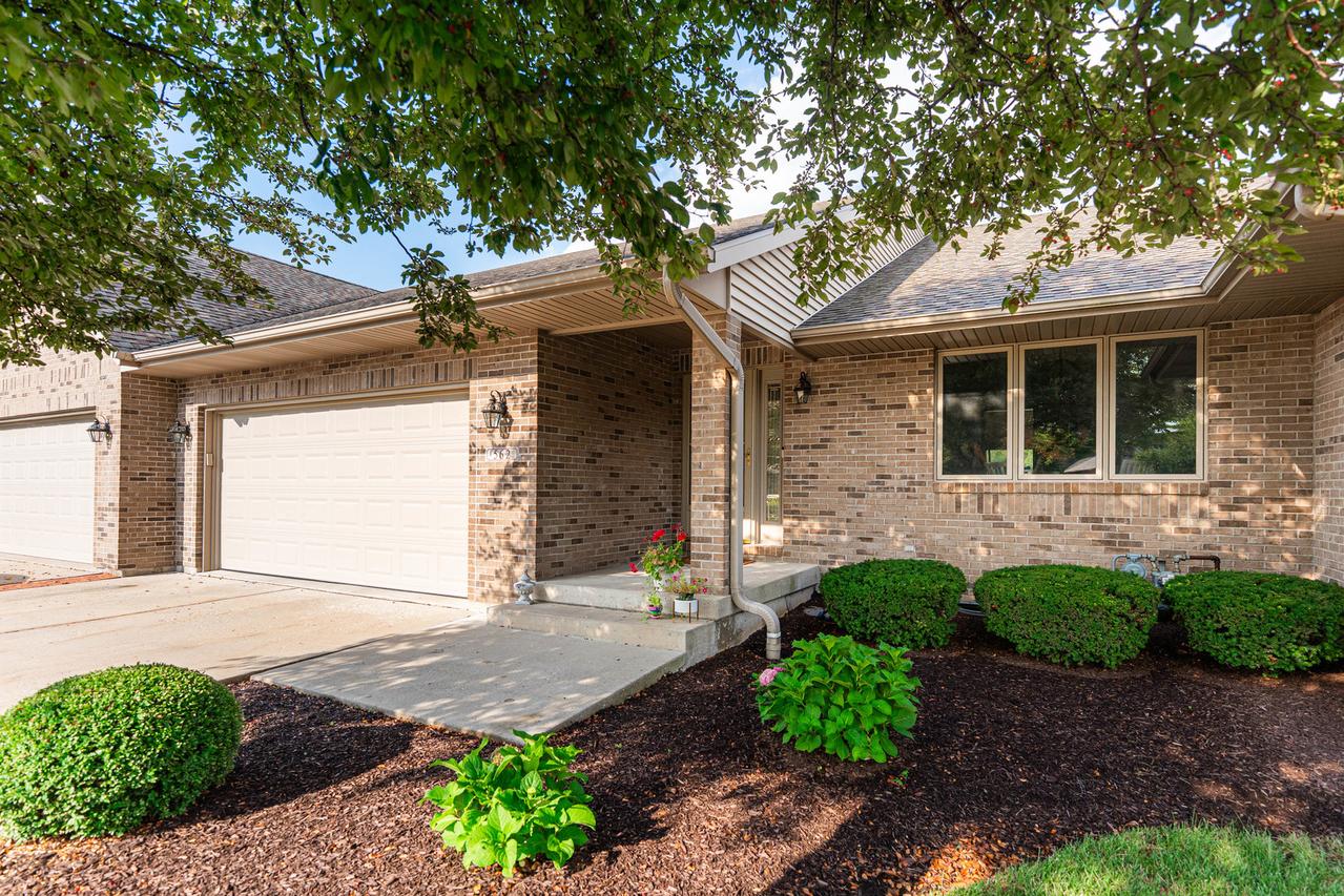 562 Katherine Cir., Dekalb, IL 60115