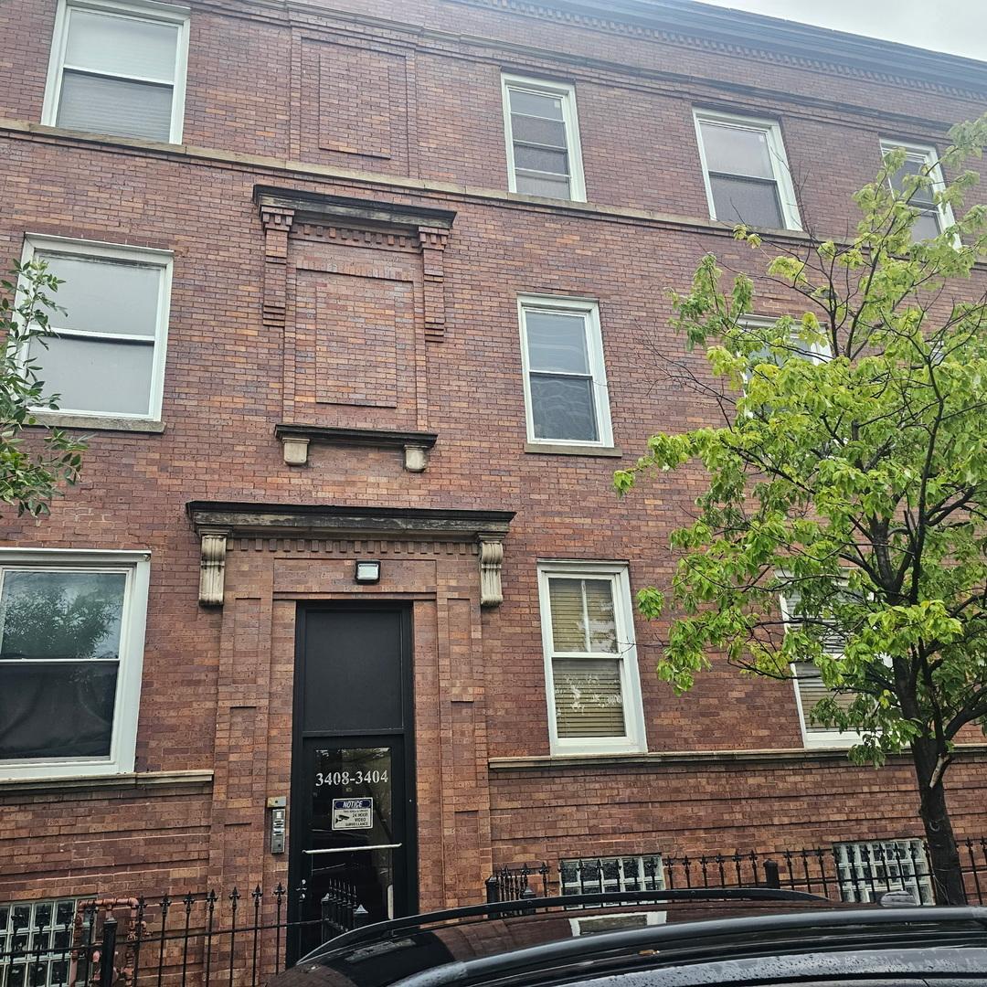 3408 W Congress Pkwy. #3, Chicago, IL 60624
