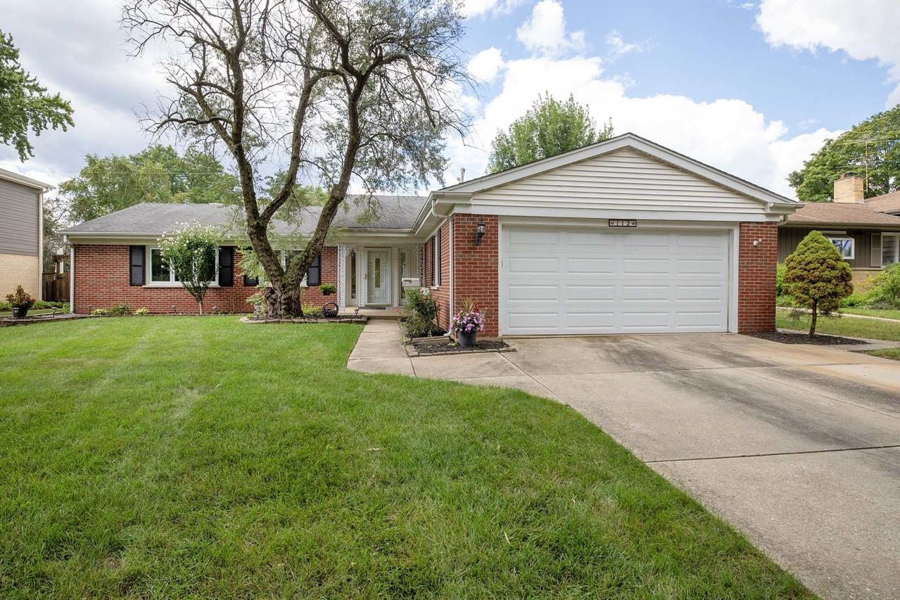 112 N Regency Dr., Arlington Heights, IL 60004