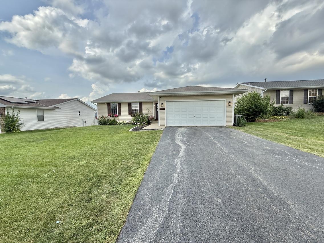 3048 Merseyshire Ln., Machesney Park, IL 61115