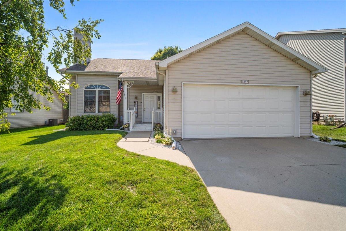 1509 Torrey Pines Rd., Normal, IL 61761