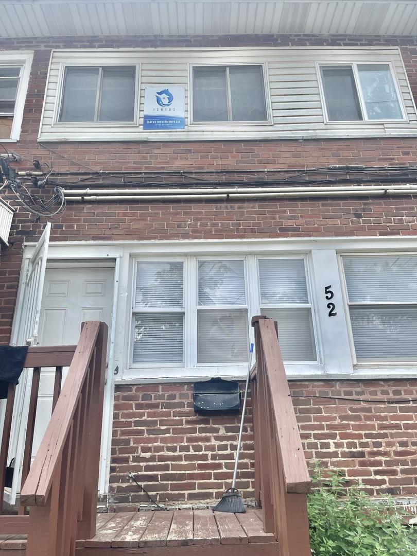 52 E 37th St., Chicago, IL 60653