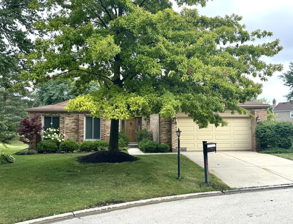4530 Lindenwood Ln., Northbrook, IL 60062